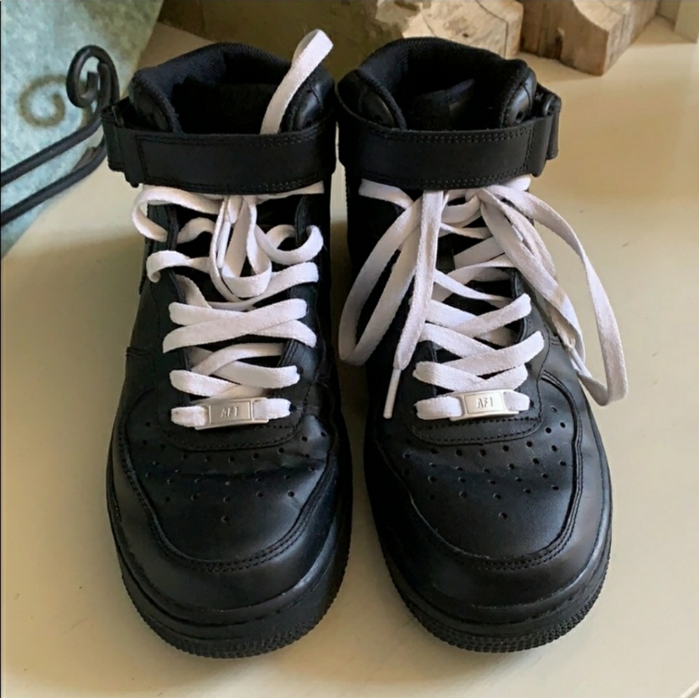 Nike air force one mid blk